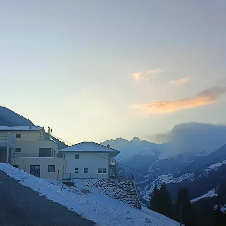 Haus Uebersee *